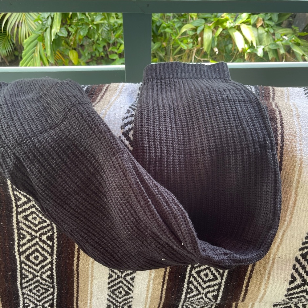 Black knit pants